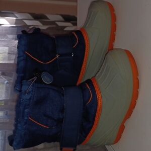 Kids Winter Boots - Navy and Orange